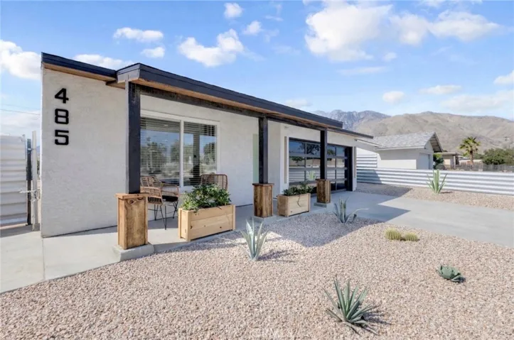 485 W Tramview, Palm Springs, California 92262