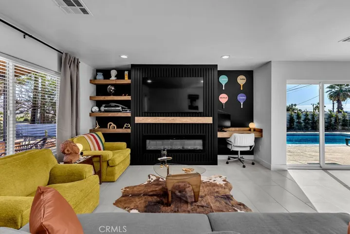 485 W Tramview, Palm Springs, California 92262