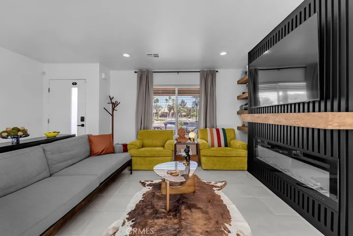 485 W Tramview, Palm Springs, California 92262