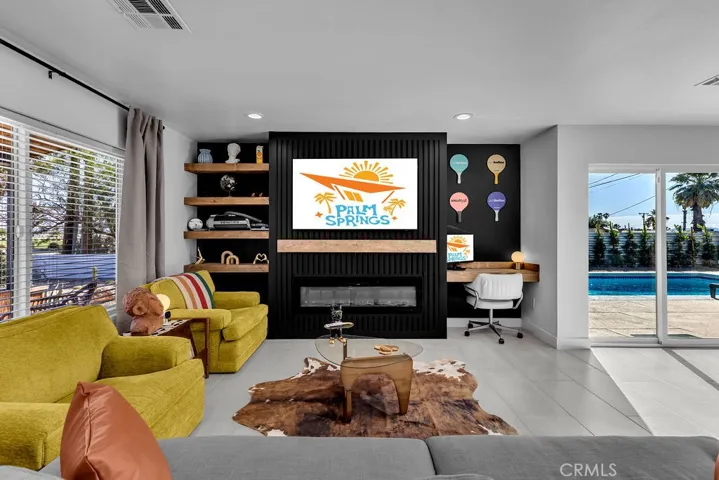 485 W Tramview, Palm Springs, California 92262