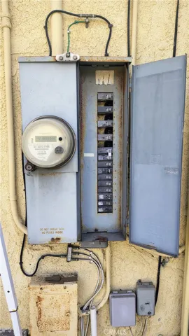 BACK UNIT