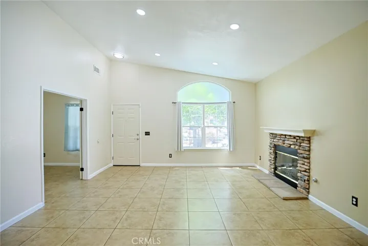 18930 Applewood, Lake Elsinore, California 92530