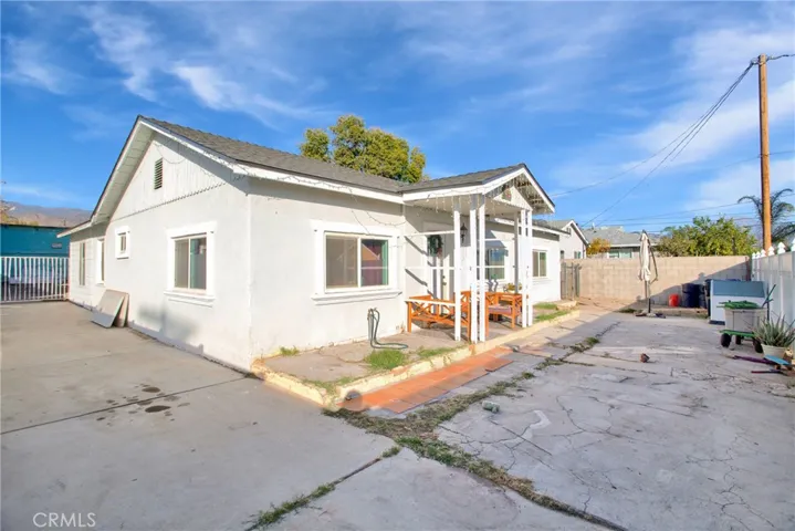 26472 Western Avenue, Highland, California 92346