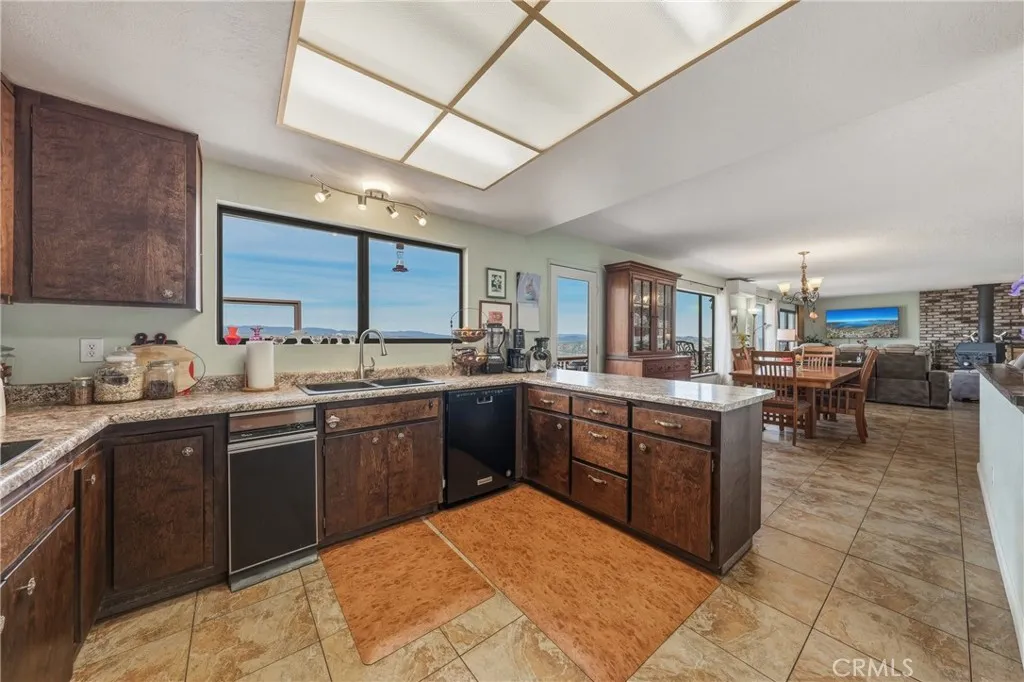 Lots of counter space