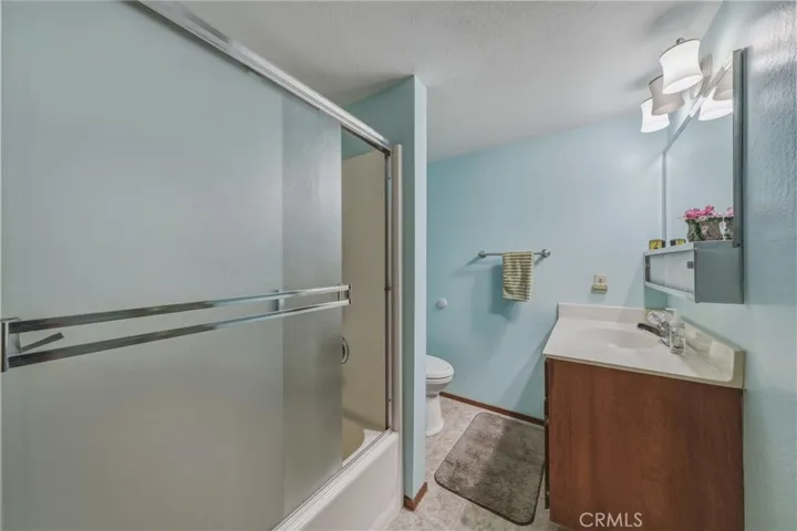 Upstairs bathroom