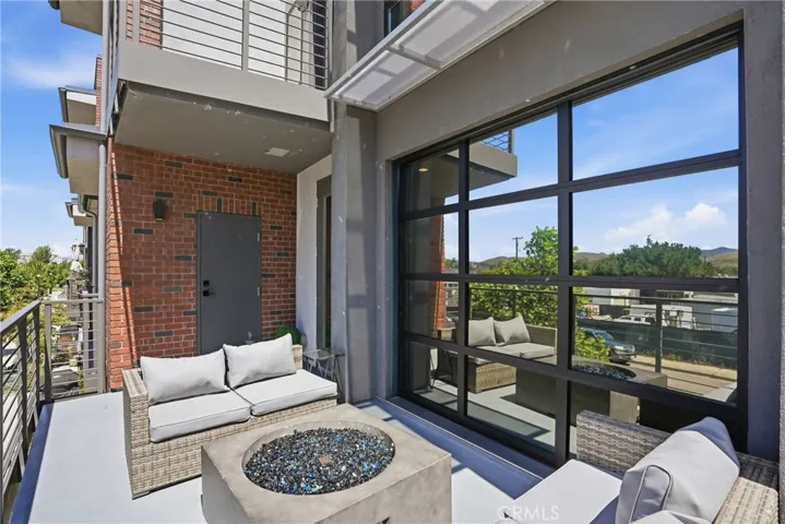 2460 Victoria 104, San Luis Obispo, California 93401