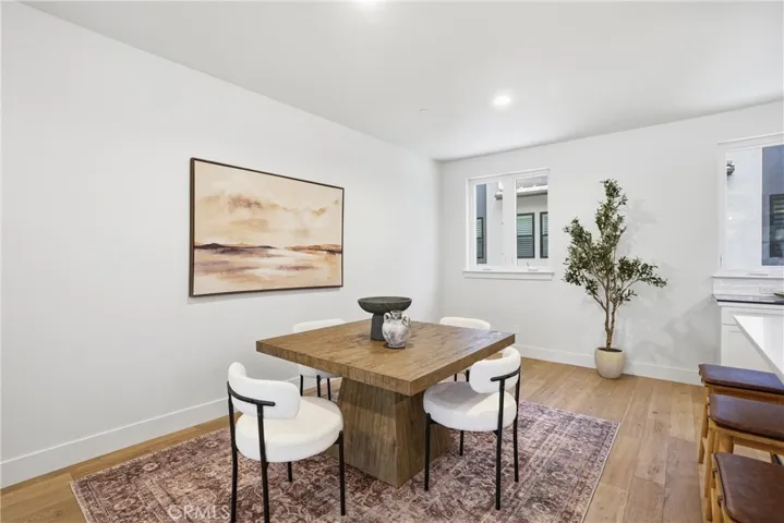 2460 Victoria 104, San Luis Obispo, California 93401