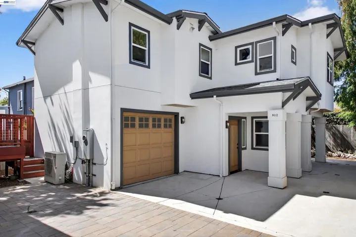914 61st Street, Oakland, California 94608-1327