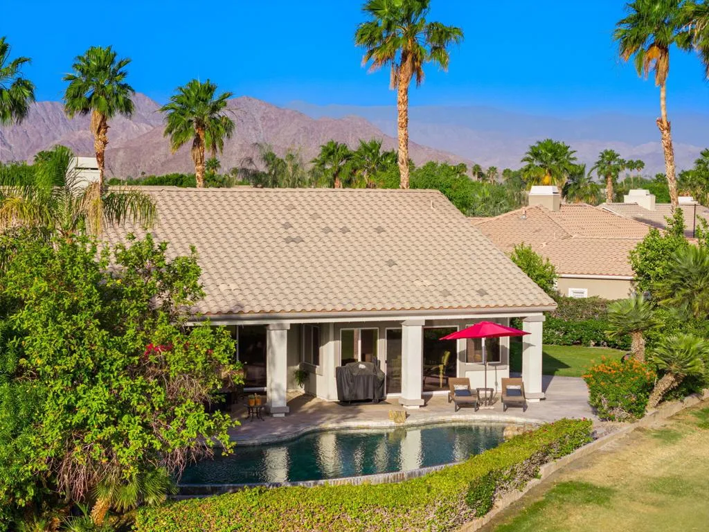 74-web-or-mls-CC_Horseshoe_OPMG0426_074