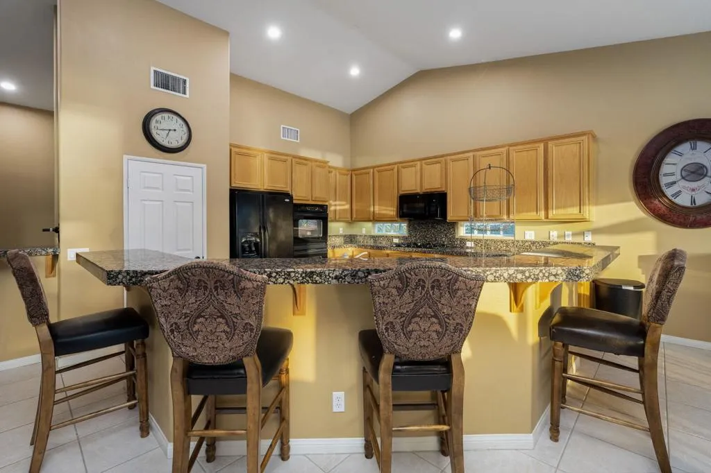 39-web-or-mls-CC_Horseshoe_OPMG0426_039