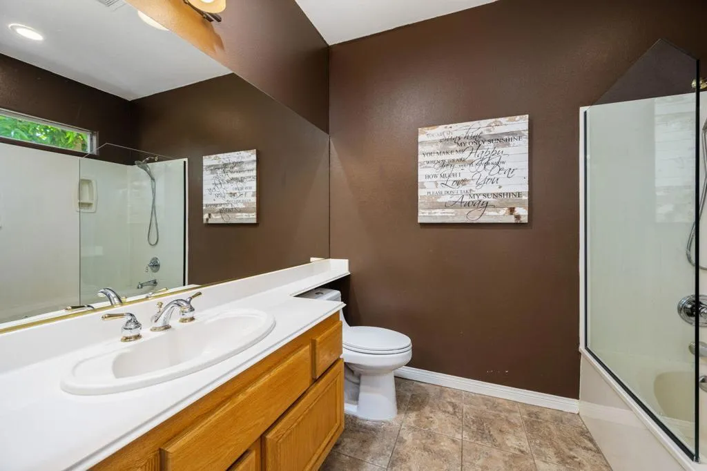 65-web-or-mls-CC_Horseshoe_OPMG0426_065