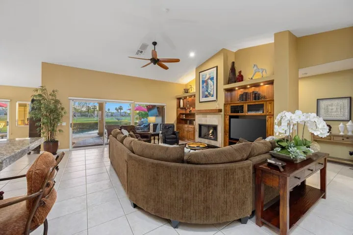 33-web-or-mls-CC_Horseshoe_OPMG0426_033