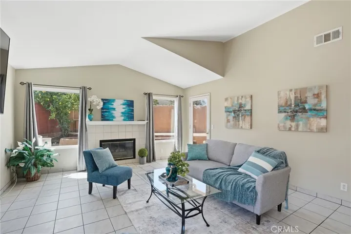 VAULTED CEILING & FIREPLACE