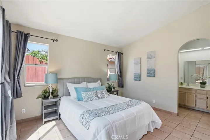 PRIMARY BEDROOM SUITE