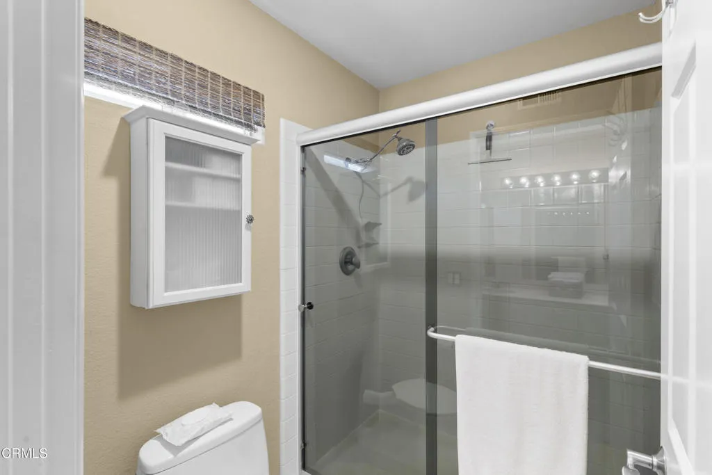 Bathroom 1.1