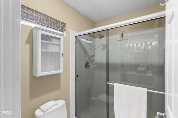 Bathroom 1.1