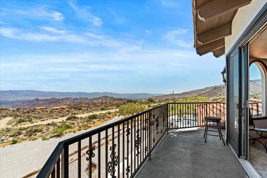Open Air Balcony With Views