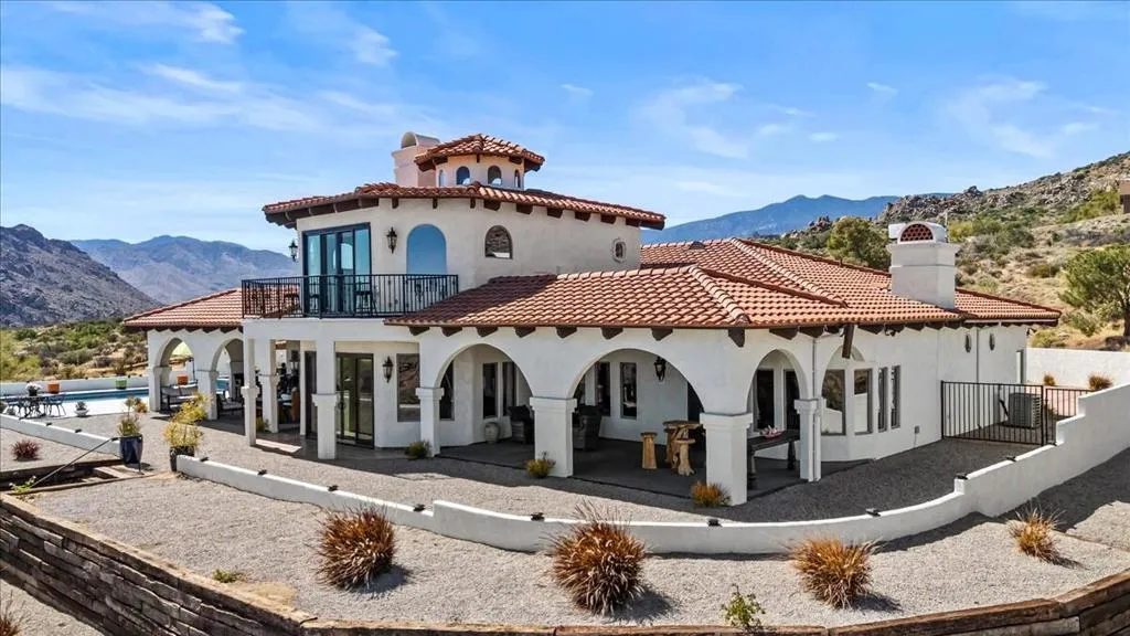 Architectural Elements, Timeless Appeal