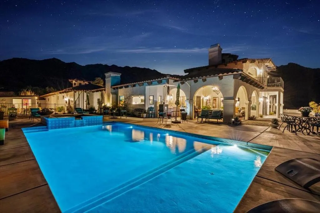 Hallmark Of Outdoor Living