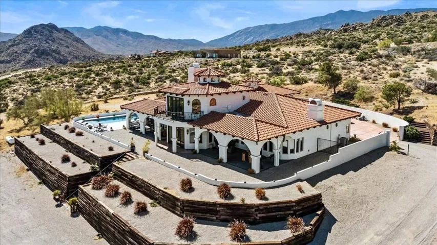 Mediterranean Design On 3 Acres