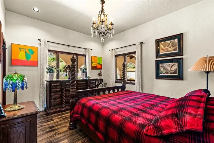 Guest BR w/Wood Plank Floor