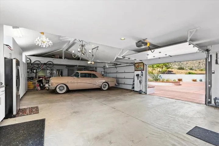 Oversized 4-Car Garage