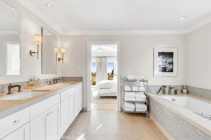 645 Oak, Laguna Beach, California 92651