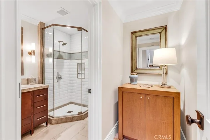645 Oak, Laguna Beach, California 92651