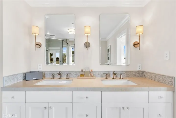 645 Oak, Laguna Beach, California 92651
