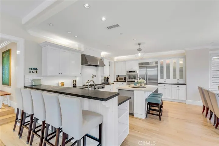 645 Oak, Laguna Beach, California 92651