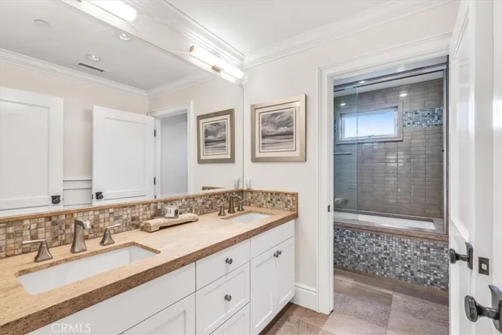 645 Oak, Laguna Beach, California 92651