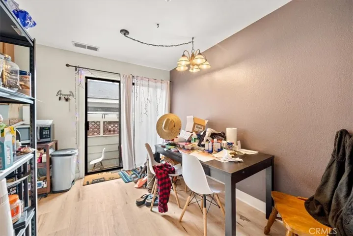 Dining Area adjacent to kitchen