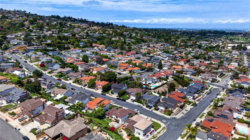 2010 Van Karajan, Rancho Palos Verdes, California 90275