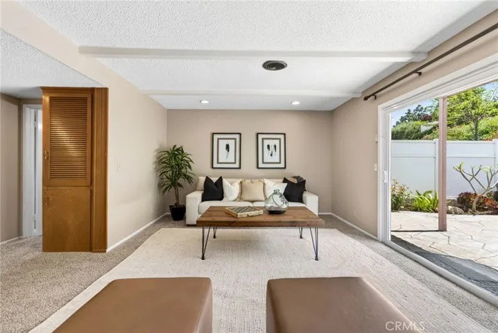 2010 Van Karajan, Rancho Palos Verdes, California 90275