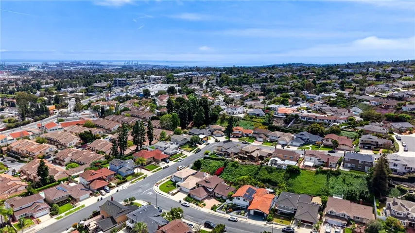 2010 Van Karajan, Rancho Palos Verdes, California 90275