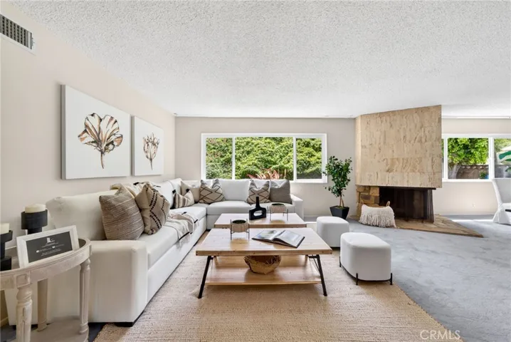 2010 Van Karajan, Rancho Palos Verdes, California 90275