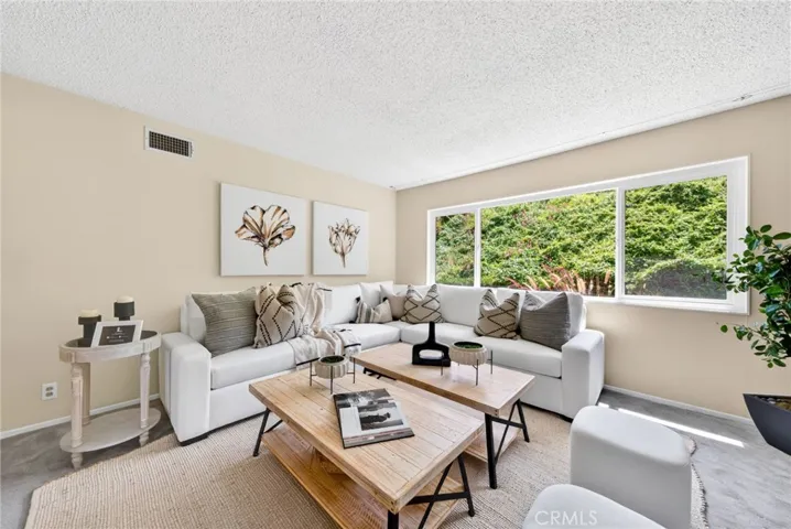 2010 Van Karajan, Rancho Palos Verdes, California 90275