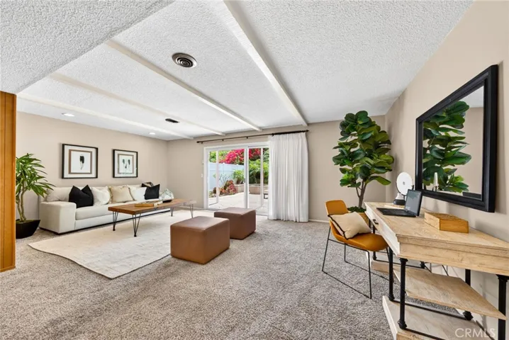 2010 Van Karajan, Rancho Palos Verdes, California 90275