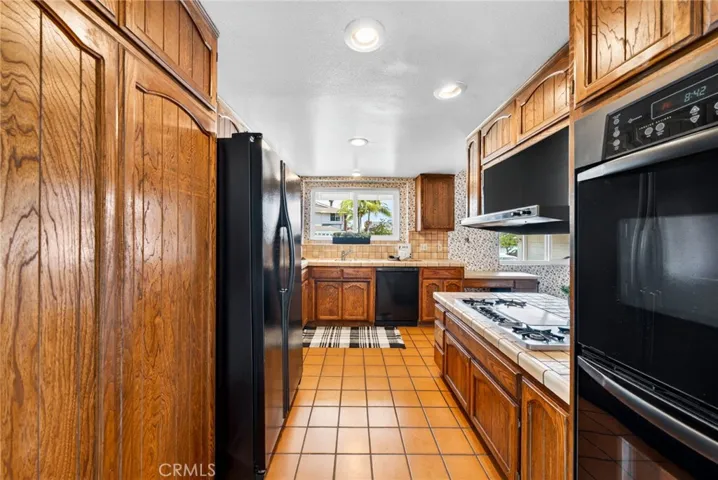 2010 Van Karajan, Rancho Palos Verdes, California 90275