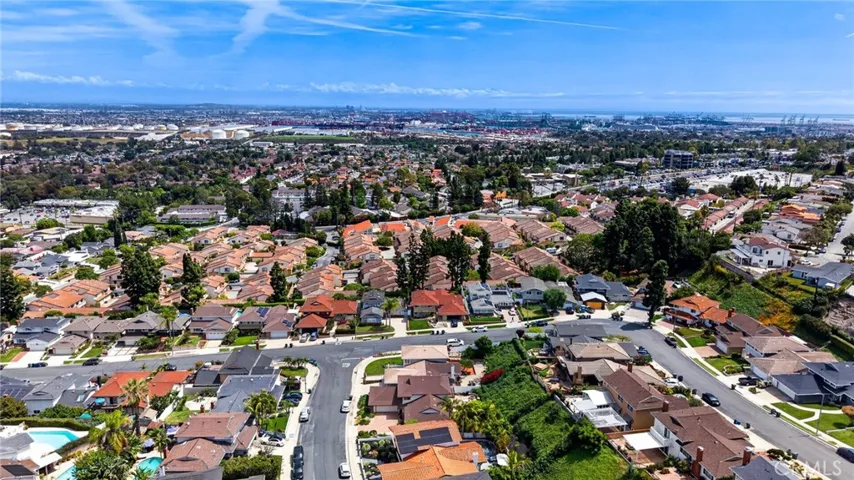 2010 Van Karajan, Rancho Palos Verdes, California 90275