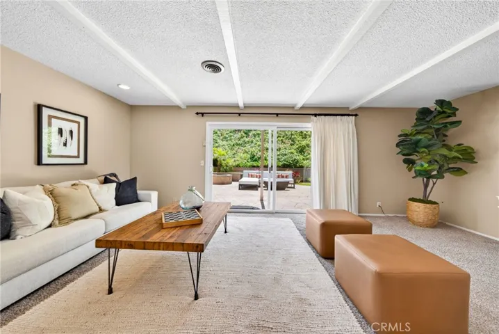 2010 Van Karajan, Rancho Palos Verdes, California 90275