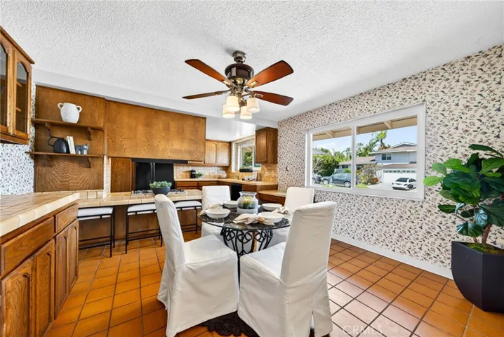 2010 Van Karajan, Rancho Palos Verdes, California 90275