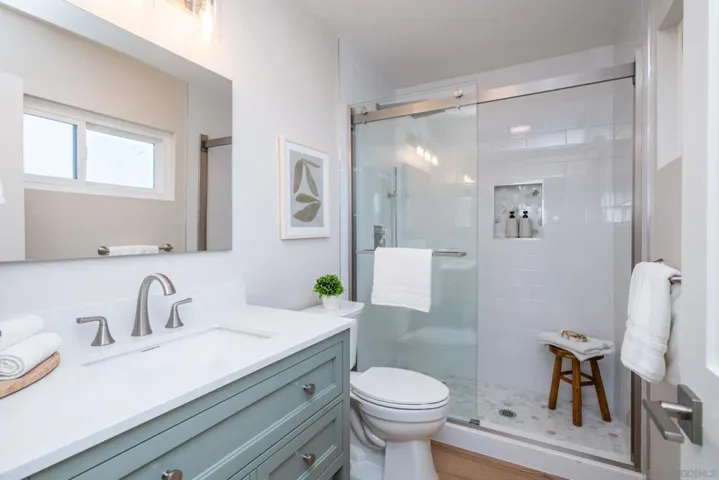 6165 Agee St, San Diego, California 92122