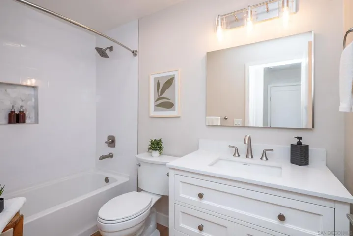 6165 Agee St, San Diego, California 92122
