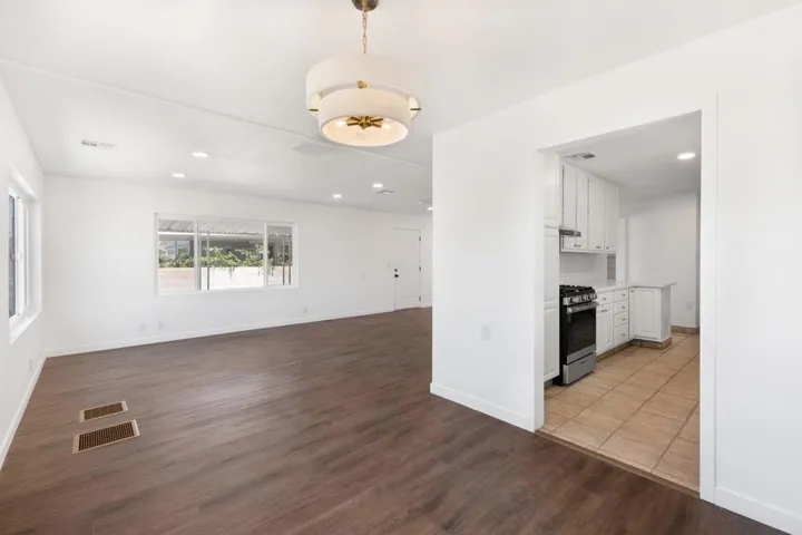 11-web-or-mls-P1931810