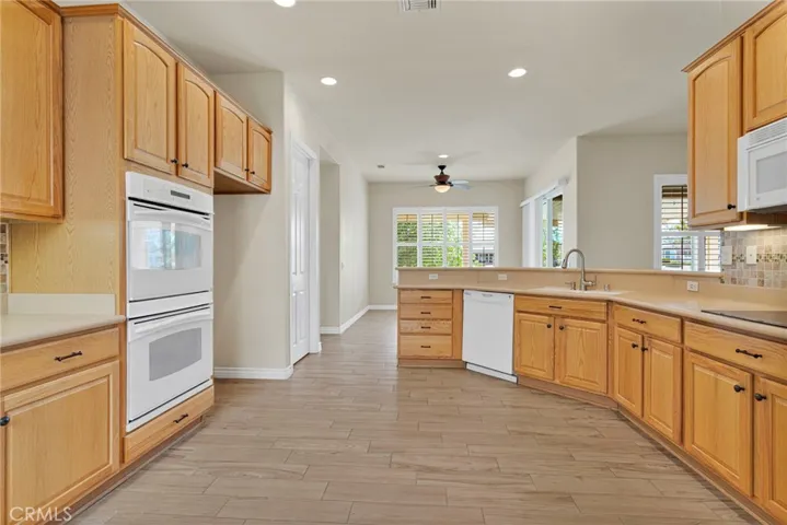 10429 Lanigan, Apple Valley, California 92308