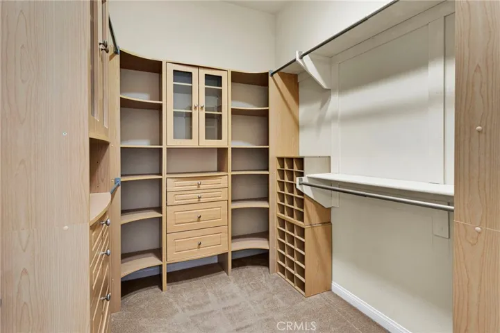 Primary Bedroom Closet Features