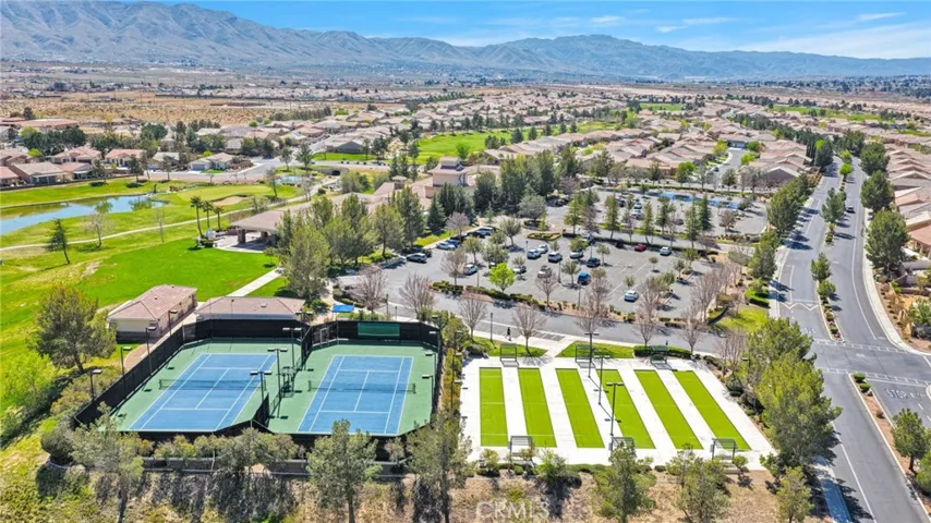 10429 Lanigan, Apple Valley, California 92308