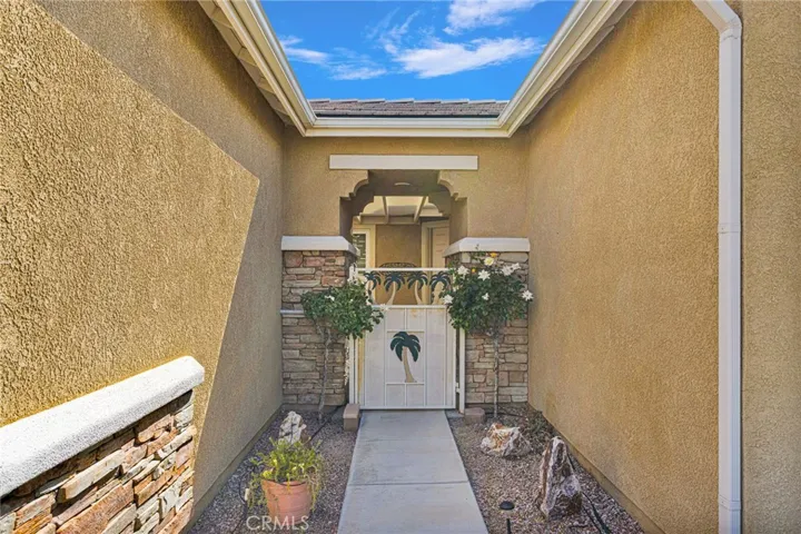 10429 Lanigan, Apple Valley, California 92308