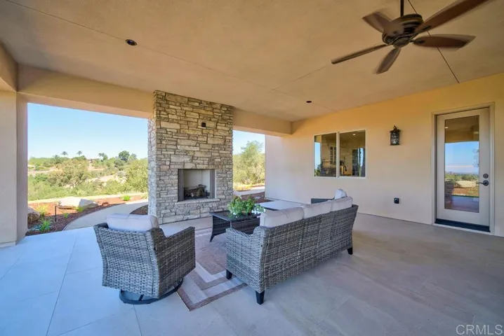 3066 Via Montevina, Fallbrook, California 92028